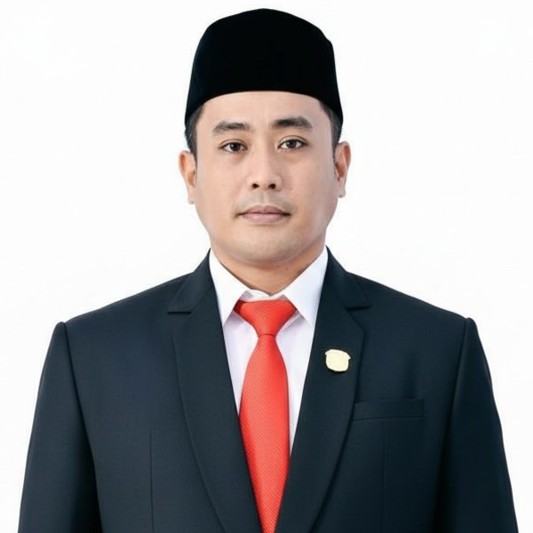 Leonardus Gowarto Palayukan, S.H.